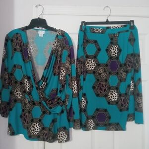 Jaclyn Smith 2pc Skirt Set Size 2XL Turquoise and Purple Geometric Hexagon Print